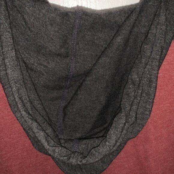 RVCA Mens M Graphic Hoodie Sweatshirt Red & Black - Picture 7 of 9